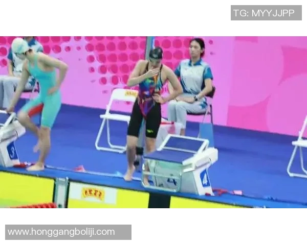 蝶泳赛事精彩纷呈突破极限 游泳选手奋力争金创纪录